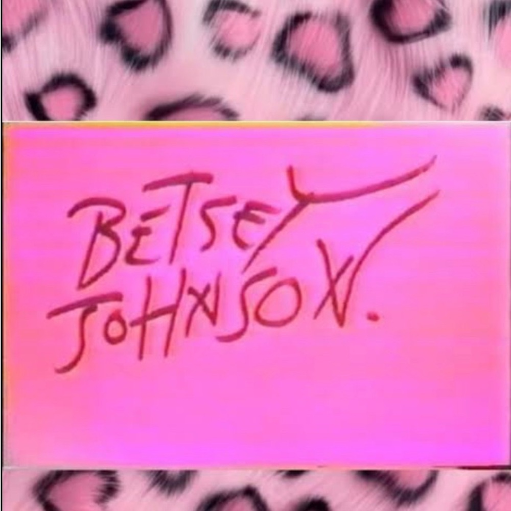 Betsey Johnson Items Below ⬇️